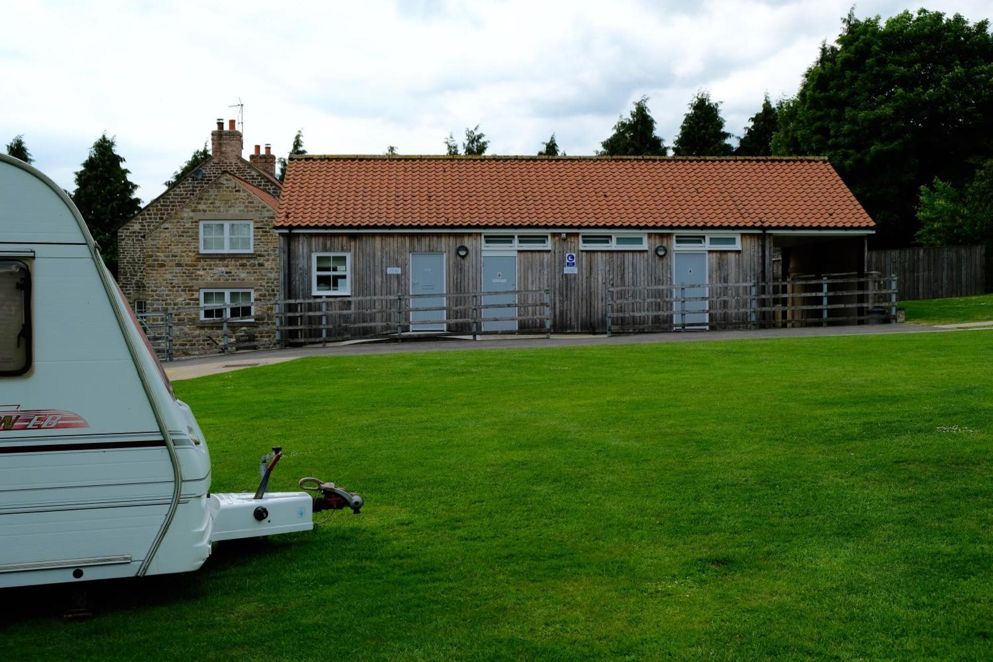 מלון פיקרינג Bank Top Camping-North York Moors With Pitches For Caravans, Camper Vans And Tents מראה חיצוני תמונה
